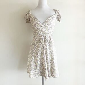 NWT Zara Womens Size XS Wrap Dress Floral Print Puff Short Sleeve White Spring